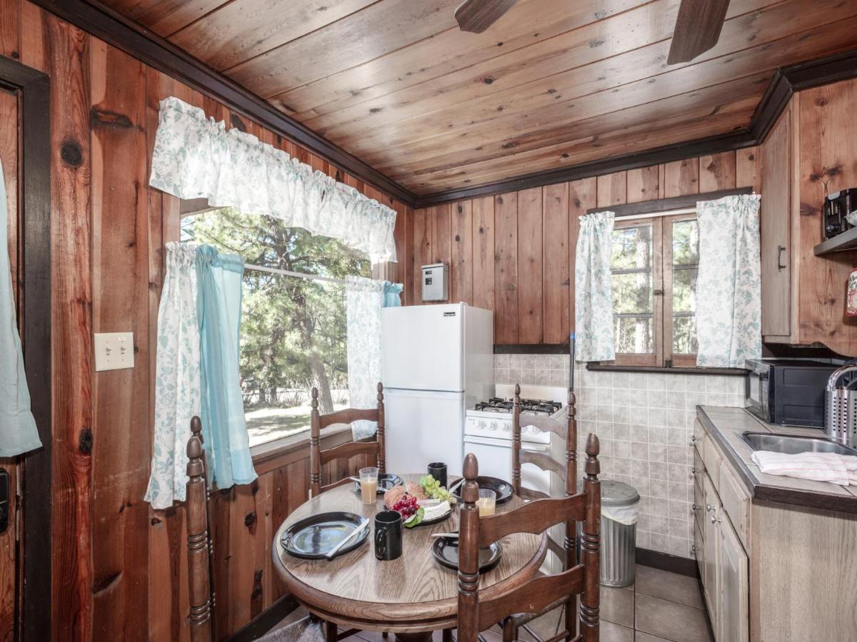 Tiny Two, 2 Bedrooms, Midtown, Sleeps 4 Ruidoso Exterior photo